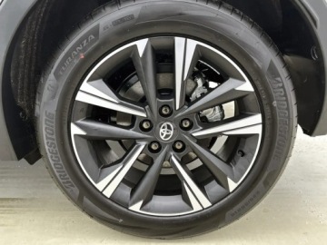 Toyota C-HR II SUV 1.8 Hybrid 140KM 2026 Od ręki - Style 1.8 Hybrid 140KM | Pakiet Bitone!, zdjęcie 15