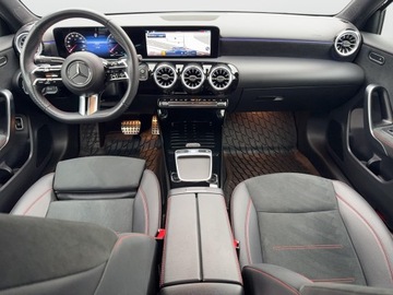 Mercedes Klasa A W177/V177 Sedan Facelifting 1.3 200 163KM 2023 Mercedes-Benz A 200 200 FL Sedan Pakiet AMG - Salo, zdjęcie 18