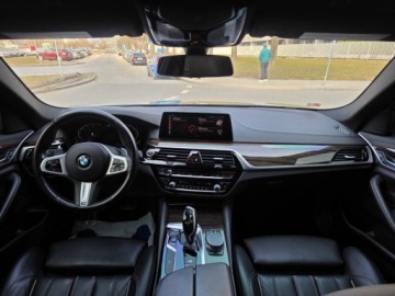 BMW Seria 5 G30-G31 Limuzyna 530i 252KM 2020 BMW 5 530i 2,0l 252KM Niski przebieg: 109,498km Dokumentacja pochodzenia, zdjęcie 10