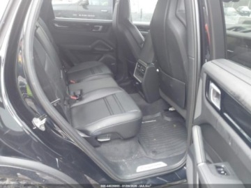 Porsche Cayenne III 2021 Porsche Cayenne 2021 335KM 3.0 Benzyna 335KM, zdjęcie 12