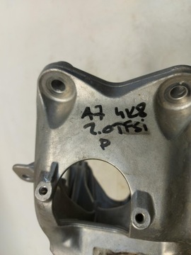 AUDI A7 4K8 45 TFSI UCHYCENÍ MOTORU PRAVÁ 4M0199308CE