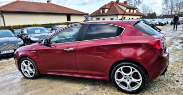 Alfa Romeo Giulietta Nuova II Hatchback 5d 1.4 TB 16v Mair 170KM 2011 Alfa Romeo Giulietta BENZYNA 170KM skora alcantara ATRAKCYJNY WYGLAD, zdjęcie 17