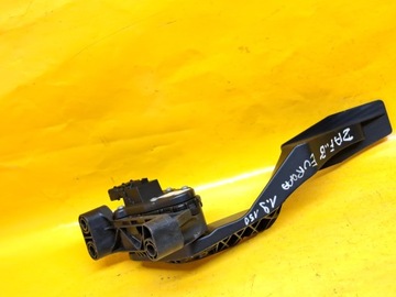 ПОТЕНЦИОМЕТР ГАЗА OPEL ASTRA H III 1.7CDTI 04-10 9202341BT.