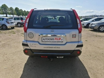 Nissan X-Trail II 2.0 dCi 150KM 2013 Nissan X-Trail 2.0 150 KM klima , 4x4, zdjęcie 11