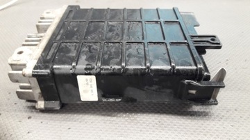 030906026A ЭБУ двигателя VW POLO 6N 0261200253