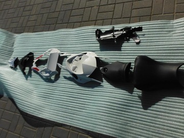 bmw s1000rr owiewka spojler błotnik felga rama zadupek stelaż lusterko