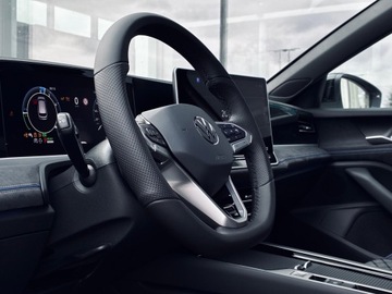 Volkswagen Passat B9 2025 Volkswagen Passat R-line plus 2.0 TSI 204 KM KM DS, zdjęcie 11