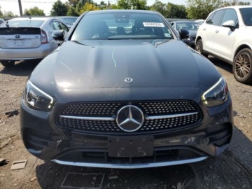 Mercedes Klasa E W213 2021 Mercedes-Benz Klasa E 350, 2021r., 4x4, 2.0L 2.0 Benzyna 255KM, zdjęcie 4