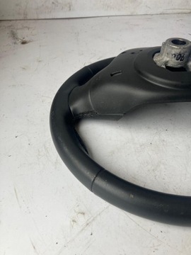 МНОГОФУНКЦИОНАЛЬНЫЙ КОЖАНЫЙ РУЛЬ CLIO IV LIFT