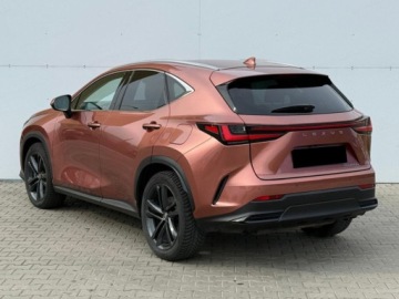 Lexus NX II SUV Facelifting 2.5 450h+ 309KM 2025 Od ręki - 450h+ Prestige 2.5 Plug-in Hybrid 292KM | Head-up!, zdjęcie 4