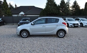 Hyundai i20 I Hatchback 5d 1.2 DOHC 78KM 2012 Hyundai i20 Benzyna 1.2 Klimatyzacja 1.2 Benzyna 78KM, zdjęcie 10