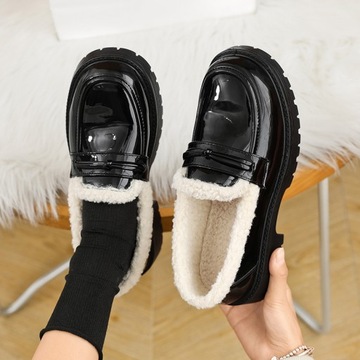 ЧЕРНЫЕ КОЖАНЫЕ МОКАСИНЫ, ГУСТАЯ КРАСКА