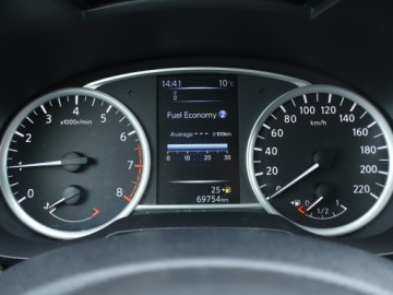 Nissan Micra V 1.0 IG 71KM 2018 Nissan Micra 1.0 IG, Klima, Tempomat, Parktronic, zdjęcie 10