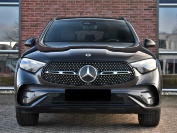 Mercedes GLC C254/X254 Coupe 2.0 200 204KM 2026 MERCEDES-BENZ GLC 200 4-Matic AMG Line 2.0 (204KM) 2026, zdjęcie 1