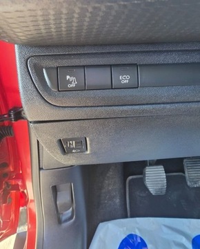 Peugeot 2008 I SUV 1.2 PureTech 110KM 2015 Peugeot 2008 1.2 Benzyna 110KM, zdjęcie 20