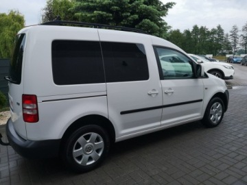 Volkswagen Caddy III Kombi Facelifting 1.2 TSI 85KM 2014 Volkswagen Caddy 1.2 TSI 85KM # Klima # Elektryka, zdjęcie 4