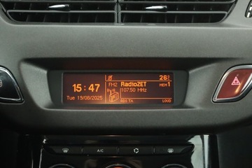 Citroen C3 II Hatchback facelifting 1.2 VTi 82KM 2015 Citroen C3 1.2 VTi, Klima, Klimatronic, Tempomat, zdjęcie 9