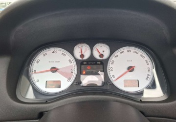 Peugeot 307 II Cabrio 2.0 16V 140KM 2007 Peugeot 307 Z Niemiec - benzyna - automat - 2,0 - 140 KM 2.0 Benzyna 140KM, zdjęcie 20