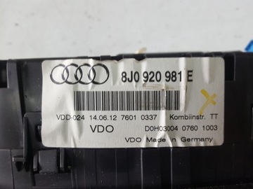 AUDI TT 8J 06-14 2.0 TDI PŘÍSTROJOVÁ DESKA GB 8J0920981E