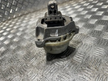 BMW G01 G02 G11 G12 G14 G15 G16 G30 G31 PRAVÁ ULOŽENÍ MOTORU 6864828 -03