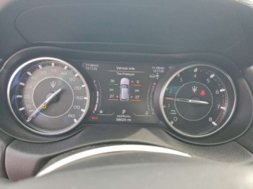Maserati Levante 2022 Maserati Levante GT, 2022r., 4x4, 3.0L 3.0 Benzyna 345KM, zdjęcie 10