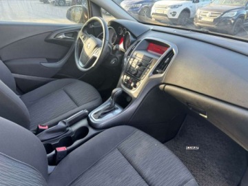 Opel Astra J GTC 1.4 Turbo ECOTEC 140KM 2015 Opel Astra Opel Astra 1,4 Benzyna Automat Klimatyzacja Zamiana 1.4 Benzyna, zdjęcie 10