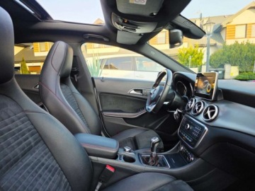 Mercedes CLA C117 Shooting Brake Facelifting 1.5 180 d 109KM 2017 Mercedes-Benz CLA AMG Line___BiXenon LED Skora Alcantara Kamera Panorama A, zdjęcie 18