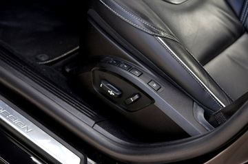 Volvo V40 II 2019 Volvo V40 2.0 T2 122KM RDesign Panorama Skóra, zdjęcie 13