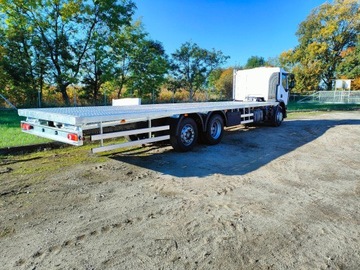 ПРИВОД АВТОМОБИЛЯ КУЗОВ ПОМОЩЬ НА ПУТЕШЕСТВИИ ПРОИЗВОДИТЕЛЬ