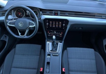 Volkswagen Passat B8 Variant Facelifting 2.0 TDI SCR 200KM 2022 Volkswagen Passat Business Pakiety, FV 23, GPS, ACC, Keyless, Kamera cofa, zdjęcie 4