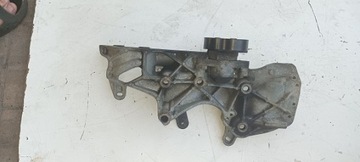 renault scenic 1,6 laguna wspornik alternatora silnika