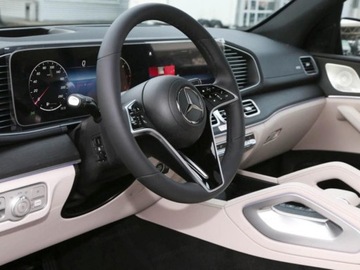 Mercedes GLE V167 SUV Facelifting 3.0 450d 367KM 2025 MERCEDES-BENZ GLE 450 d 4-Matic AMG Line 3.0 (367KM) 2025, zdjęcie 6