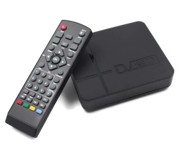 Декодер наземного телевидения, тюнер DVB-T2 MPEG4 HDMI USB CVBS CHINCH