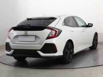 Honda Civic X Hatchback 5d 1.0 VTEC Turbo 129KM 2017 Honda Civic 1.0 VTEC Turbo, Salon Polska, zdjęcie 4