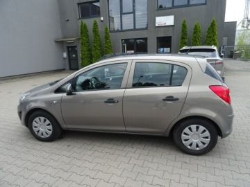 Opel Corsa D Hatchback 5d Facelifting 1.2 Twinport ECOTEC 85KM 2014 Opel Corsa 1.2 86KM,Krajowa,5 drzwi, zdjęcie 4