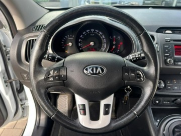 Kia Sportage III SUV 1.6 GDI 135KM 2013 Kia Sportage LED Grzany fotel x4 Tempomat Czujniki, zdjęcie 16