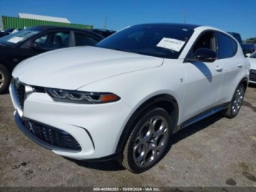 Alfa Romeo 2024 Alfa Romeo Tonale ti, 2024r., 4x4, 1.3L 1.3 Benzyna 180KM, zdjęcie 1