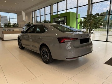 Skoda Octavia IV Liftback 1.5 TSI EVO 150KM 2025 Octavia Selection Edition 130 1.5 TSI mHEV DSG 150KM 2025, zdjęcie 3