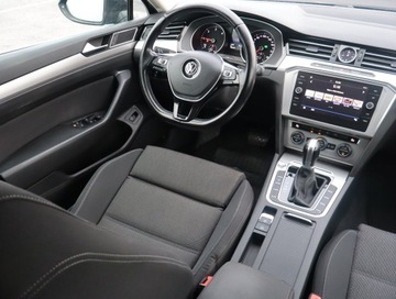 Volkswagen Passat B8 Limousine 2.0 TDI BlueMotion SCR 150KM 2019 VW Passat 2.0 TDI, Salon Polska, Automat, VAT 23%, zdjęcie 6