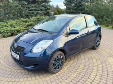 Toyota Yaris II Hatchback 5d 1.3 i VVT-i 86KM 2006 Toyota Yaris 1.3Vvti 87KM Klima 1-reka 1.3 Benzyna 87KM, zdjęcie 11