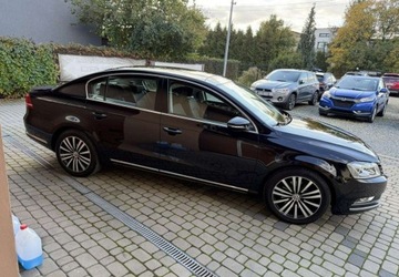 Volkswagen Passat B7 Limousine 1.8 TSI 160KM 2012 Volkswagen Passat 1,8 TSI 160KM Klimatronik Xenony 2xPDC 1.8 Benzyna 160KM, zdjęcie 3