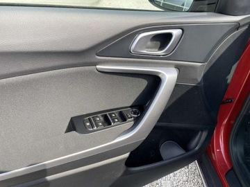 Kia XCeed Crossover Facelifting 1.5 T-GDi 160KM 2024 Kia XCeed M 1,5 T 160 KM Salon PL Manula 2024 1.5 Benzyna 160KM, zdjęcie 9