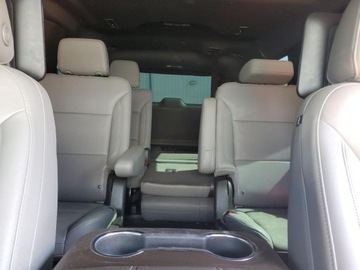 Chevrolet Suburban GMT900 2021 Chevrolet Suburban C1500 LT 2021 5.3l 5.3 Benzyna 355KM, zdjęcie 10