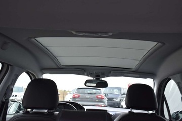 Peugeot 2008 I SUV Facelifting 1.2 PureTech 110KM 2018 Peugeot 2008 NaviKamera SkoraAlcantara Ambiente Led Panorama Klimatronic, zdjęcie 25