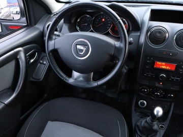 Dacia Duster I SUV Facelifting 1.6 SCe 114KM 2016 Dacia Duster 1.6 SCe, Salon Polska, Serwis ASO, zdjęcie 6