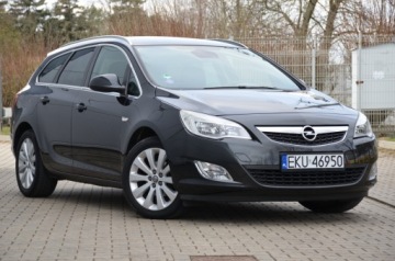 Opel Astra J Sports Tourer 1.4 Turbo ECOTEC 140KM 2012 CZARNA ZAREJESTROWANA 1.4T 140KM COSMO SERWIS NAVI SKÓRA GRZ.FOTELE, zdjęcie 14