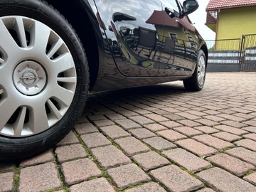 Opel Astra J Hatchback 5d 1.4 Twinport ECOTEC 100KM 2012 Opel Astra TYLKO125tyśkm SELECTION 2012 Klima 5D ZADBANA 1.4 Zwykła Benzyna, zdjęcie 15