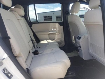 Mercedes GLB 2023 Mercedes-Benz GLB 250, 2023r., 4x4, 2.0L 2.0 Benzyna 221KM, zdjęcie 9