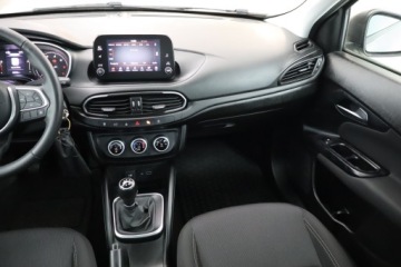 Fiat Tipo II Sedan Facelifting 1.0 T3 Turbo 100KM 2021 Fiat Tipo 1.0 FireFly, Salon Polska, Serwis ASO, zdjęcie 7