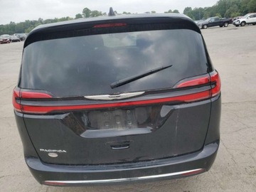 Chrysler Pacifica II 2024 Chrysler Pacifica Touring L 2024 3.6l 3.6 Benzyna 287KM, zdjęcie 2